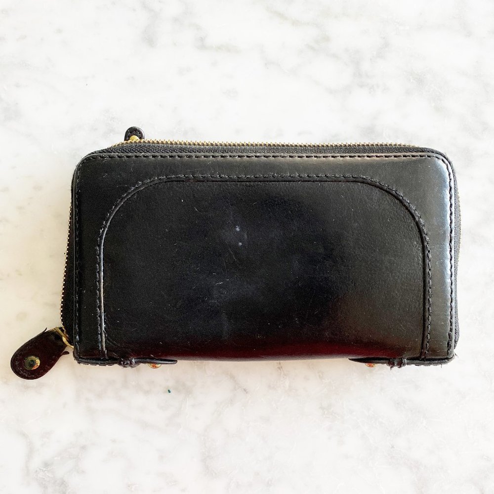 Banana Republic Wallet in black